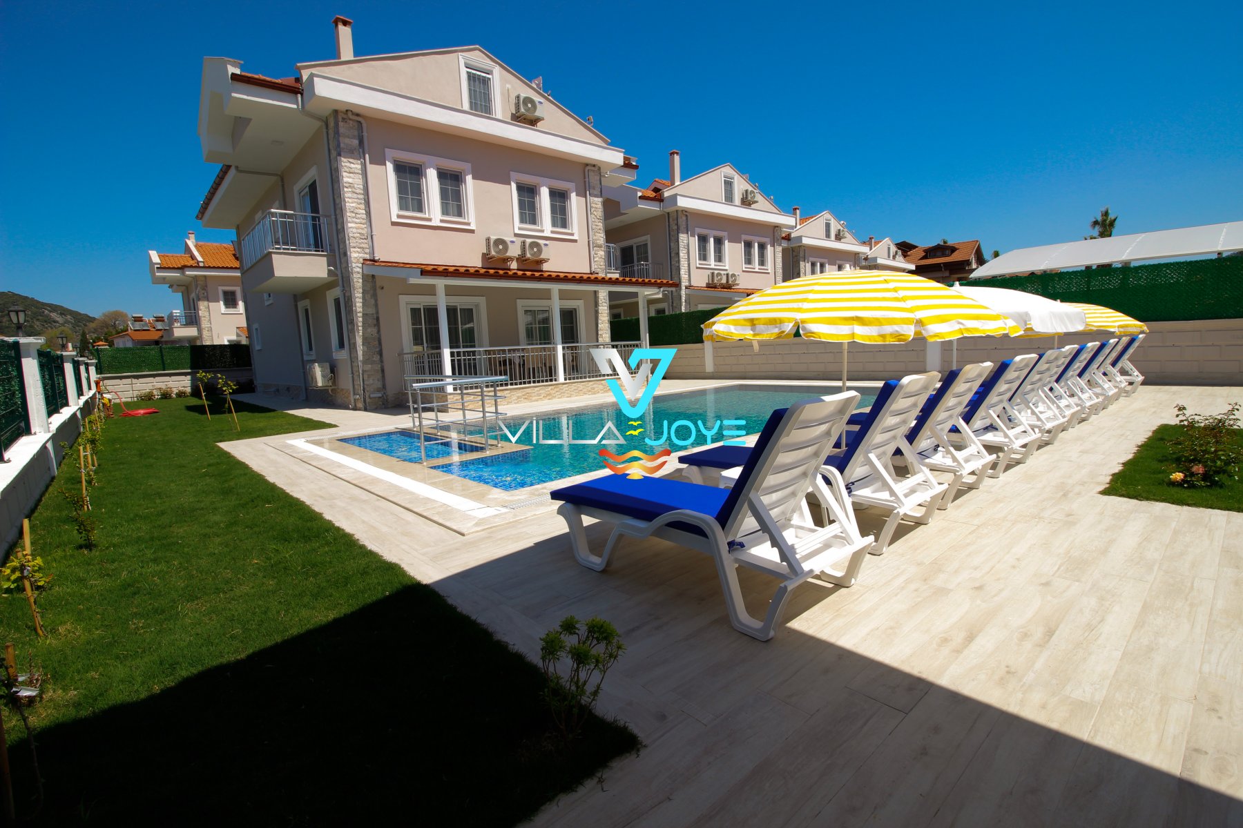 Muğla, Dalyan'da 5 Odalı, 6 Banyolu, 10 Kişiye Kadar Konaklamalı, Kiralık Villa - No: 38-1