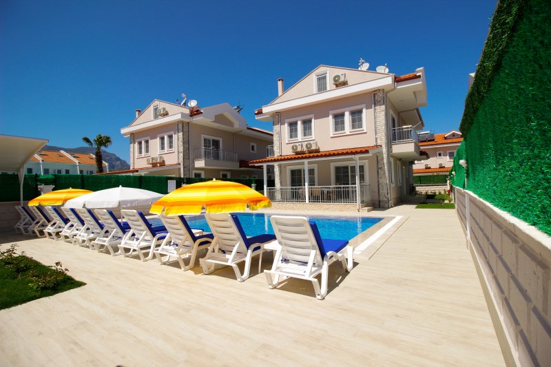 Muğla, Dalyan'da 5 Odalı, 6 Banyolu, 10 Kişiye Kadar Konaklamalı, Kiralık Villa - No: 38-2
