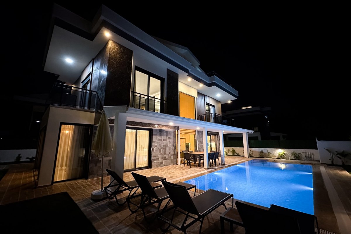 Muğla, Fethiye'de 4 Odalı, 4 Banyolu, 8 Kişiye Kadar Konaklamalı, Kiralık Tatil Evi - No: 354-7