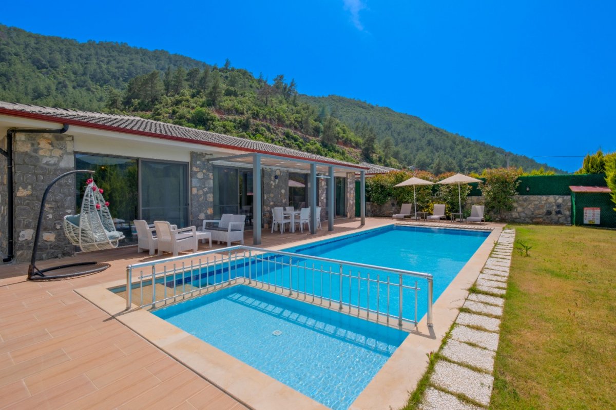 Muğla, Fethiye'de 2 Odalı, 2 Banyolu, 4 Kişiye Kadar Konaklamalı, Kiralık Tatil Evi - No: 360-2