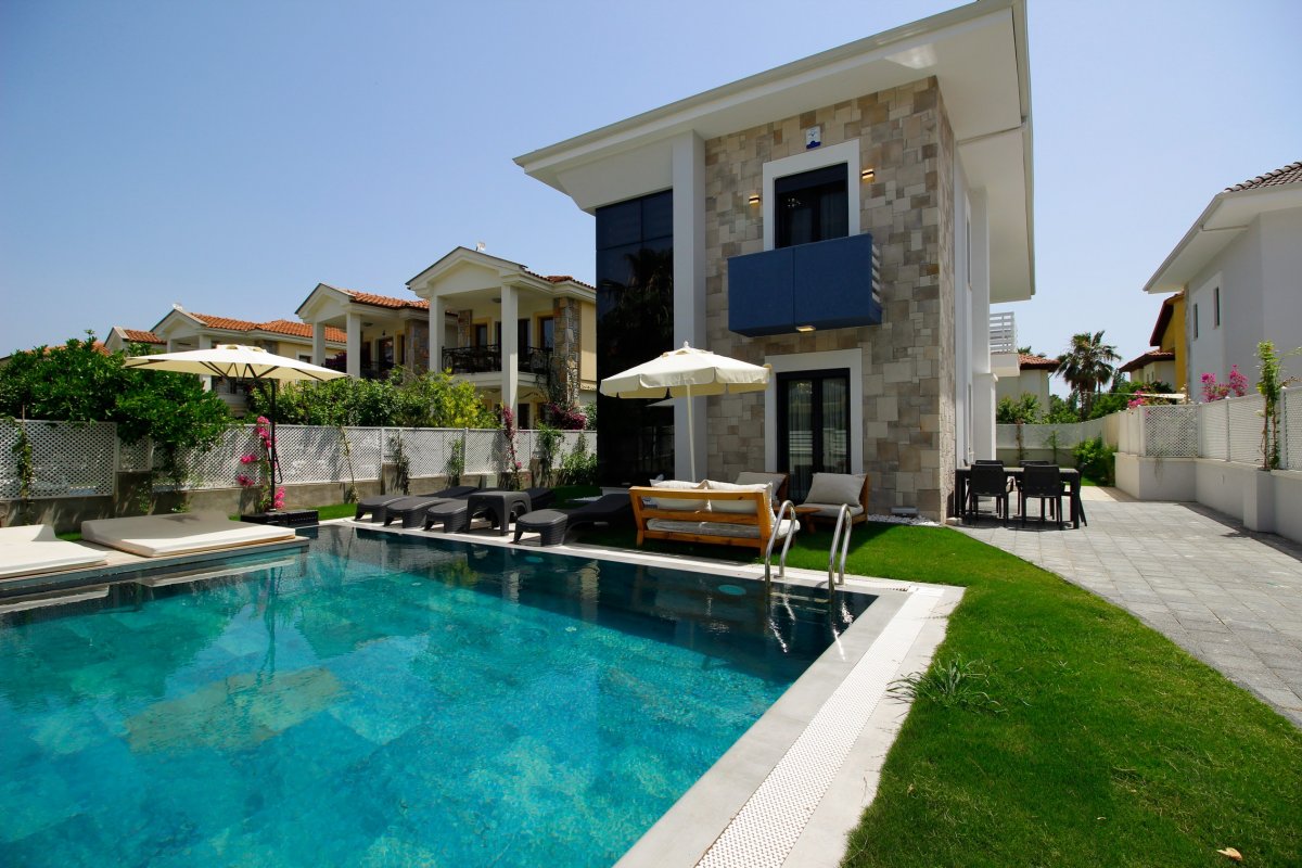 Muğla, Dalyan'da, 4 Odalı, 4 Banyolu, 8 Kişiye Kadar Konaklamalı Kiralık Tatil Evi - No: 432-1