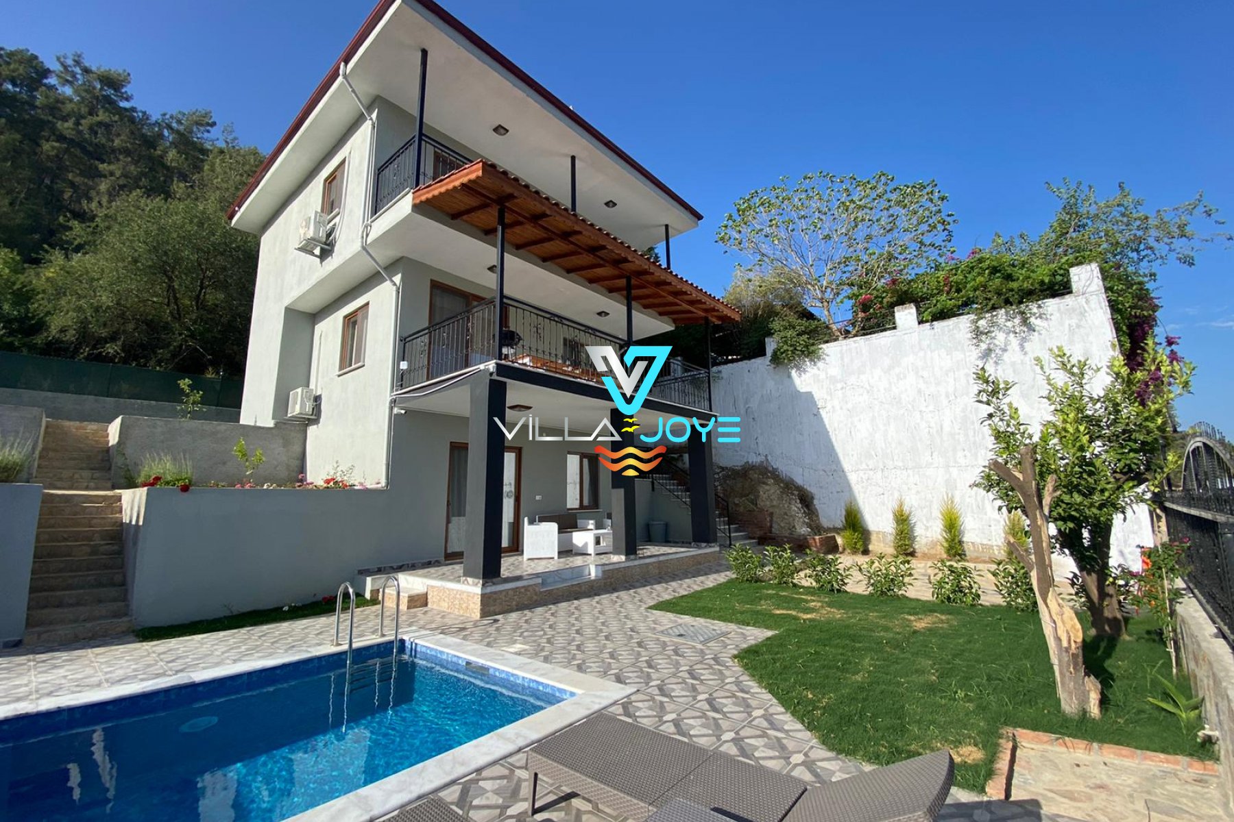 Muğla, Ula'da 5 Odalı, 2 Banyolu, 8 Kişiye Kadar Konaklamalı, Kiralık Villa - No: 54