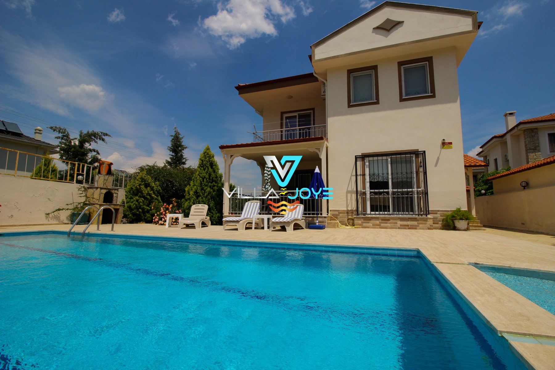 Muğla, Dalyan'da 3 Odalı, 3 Banyolu, 7 Kişiye Kadar Konaklamalı Kiralık Villa - No:57
