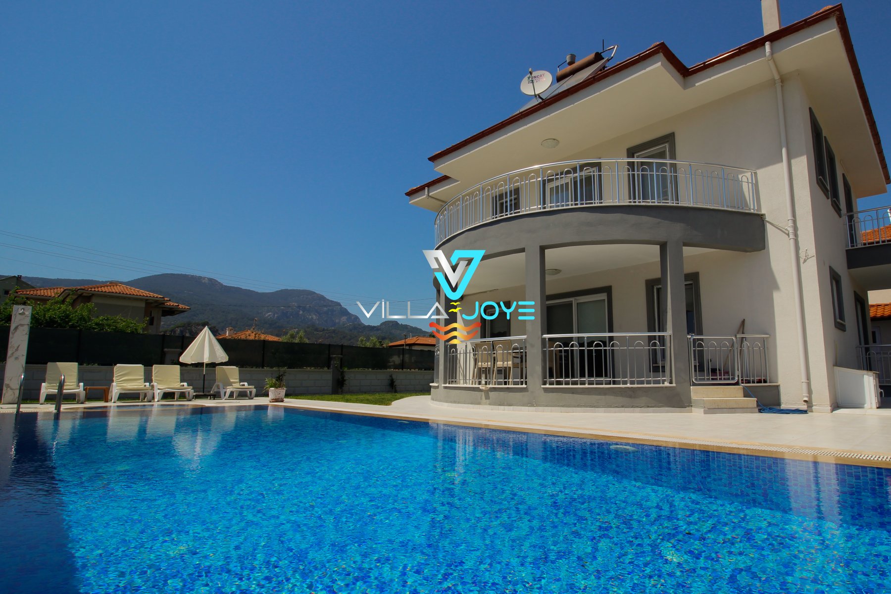 Muğla, Dalyan'da 4 Odalı, 4 Banyolu, 9 Kişiye Kadar Konaklamalı Kiralık Villa - No:58