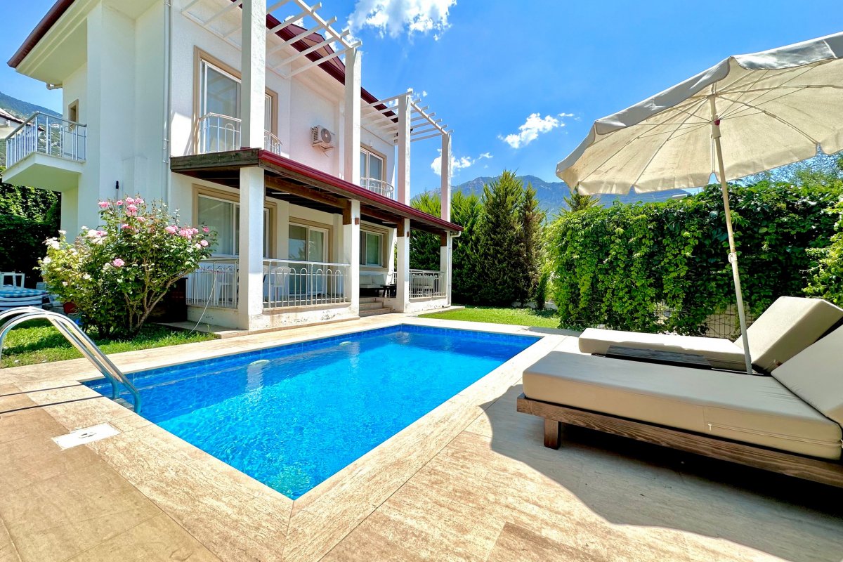 Muğla, Fethiye'de 2 Odalı, 2 Banyolu, 4 Kişiye Kadar Konaklamalı Kiralık Tatil Evi - No: 497-1