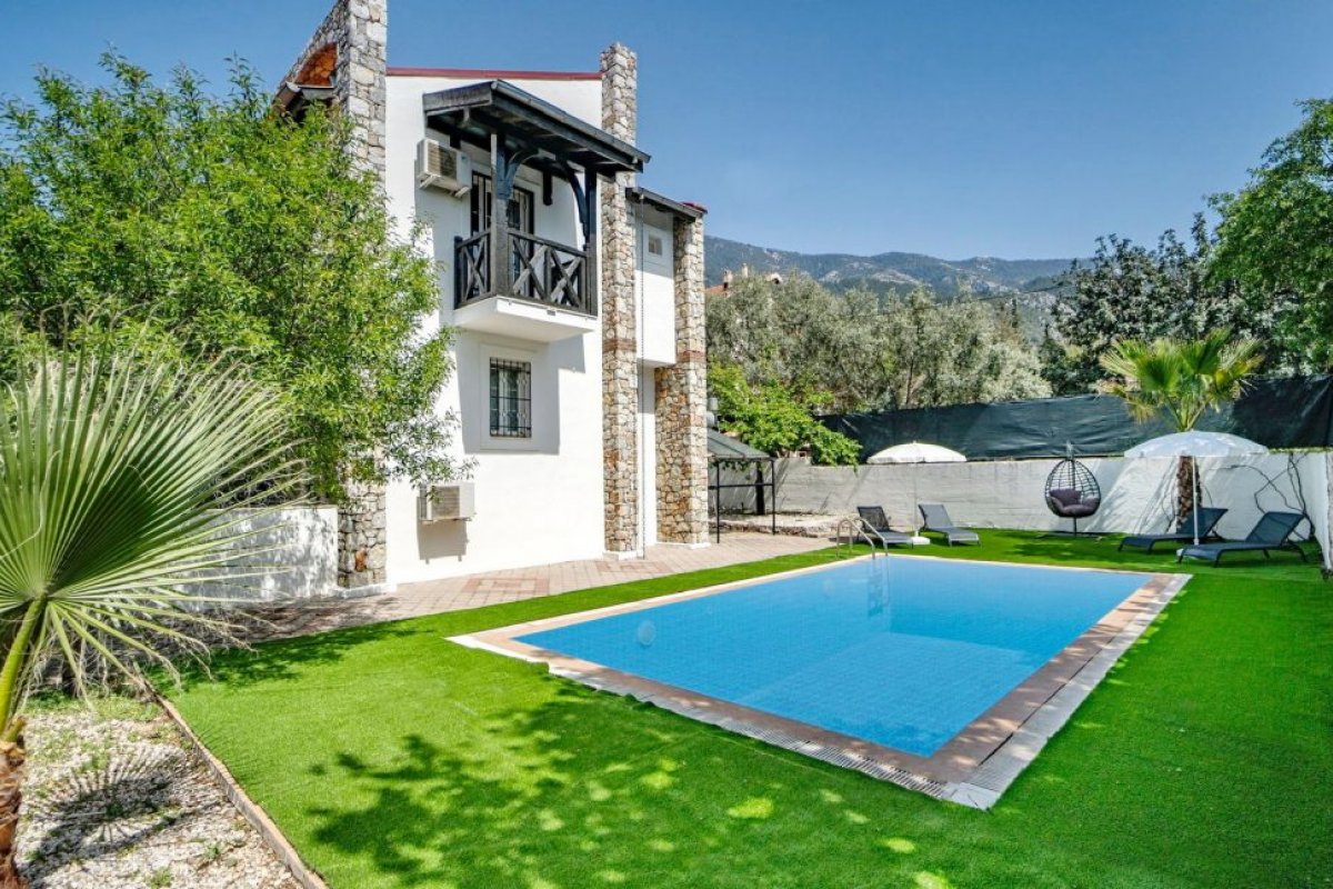 Muğla, Fethiye'de 2 Odalı, 2 Banyolu 4 Kişiye Kadar Konaklamalı Kiralık Tatil Evi - No: 524