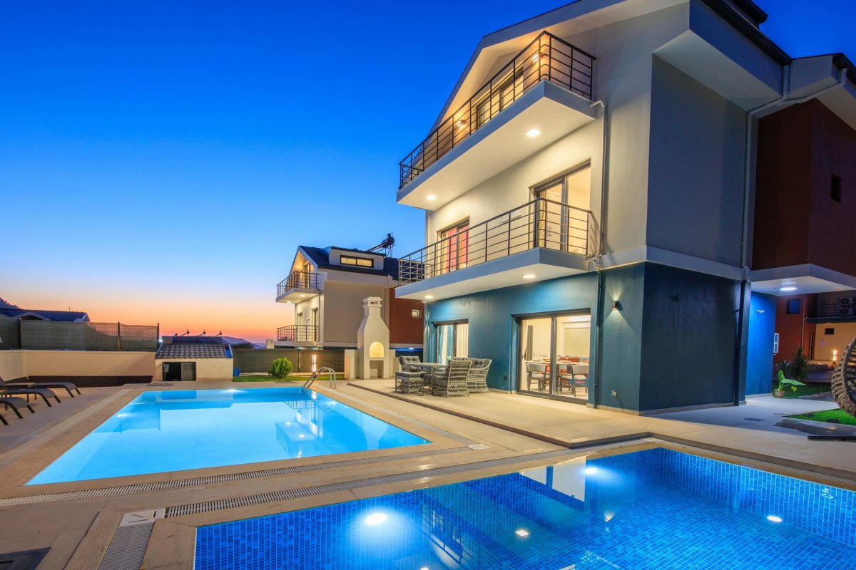 Muğla, Fethiye'de 3 Odalı, 3 Banyolu 6 Kişiye Kadar Konaklamalı Kiralık Tatil Evi - No: 527-2