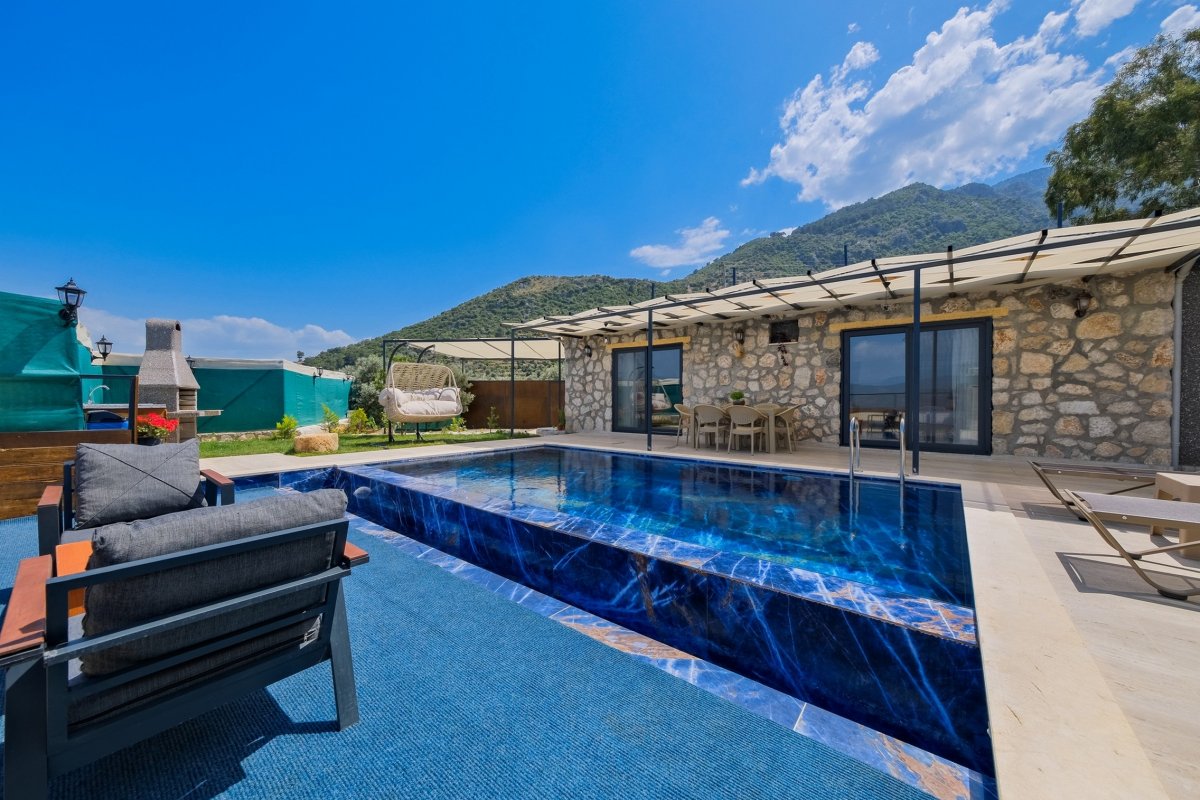 Muğla, Fethiye'de 2 Odalı, 2 Banyolu 4 Kişiye Kadar Konaklamalı Kiralık Tatil Evi - No: 529