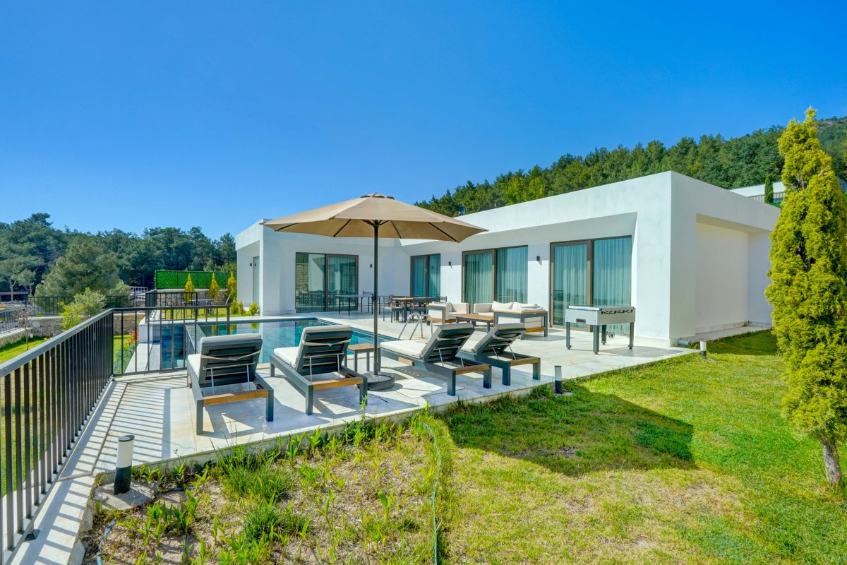 Antalya, Kalkan'da 3 Odalı, 3 Banyolu 6 Kişiye Kadar Konaklamalı Kiralık Tatil Evi - No: 530-4