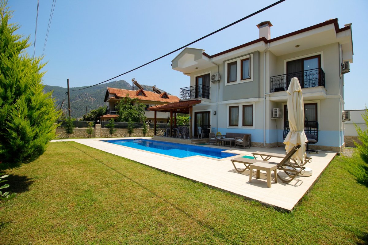 Muğla, Dalyan'da 4 Odalı, 3 Banyolu 8 Kişiye Kadar Konaklamalı Kiralık Tatil Evi - No: 540