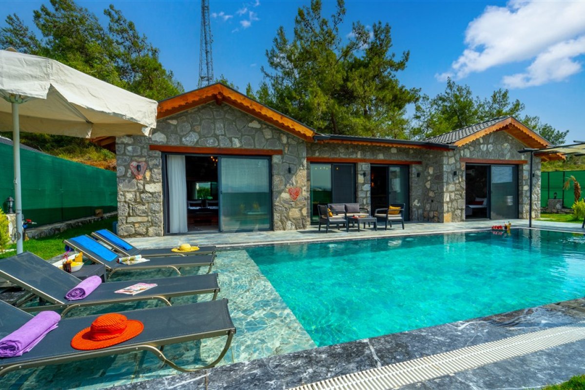 Muğla, Fethiye'de 2 Odalı, 2 Banyolu 4 Kişiye Kadar Konaklamalı Kiralık Tatil Evi - No: 543-1