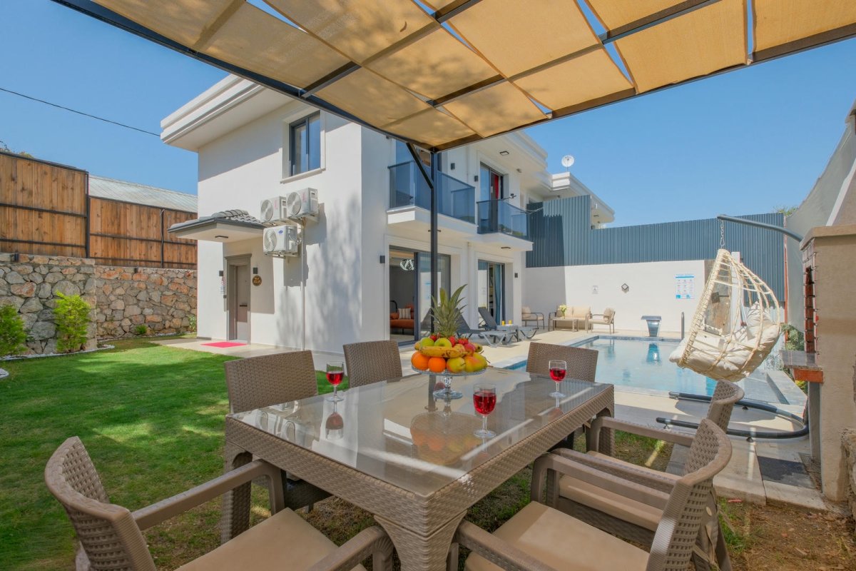 Muğla, Fethiye'de 2 Odalı, 2 Banyolu 4 Kişiye Kadar Konaklamalı Kiralık Tatil Evi - No: 205-2