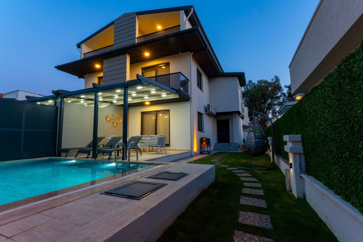 Muğla, Fethiye'de 3 Odalı, 3 Banyolu 6 Kişiye Kadar Konaklamalı Kiralık Tatil Evi - No: 552-2