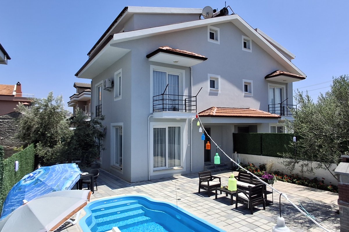 Muğla, Fethiye'de 2 Odalı, 2 Banyolu 4 Kişiye Kadar Konaklamalı Kiralık Tatil Evi - No: 559