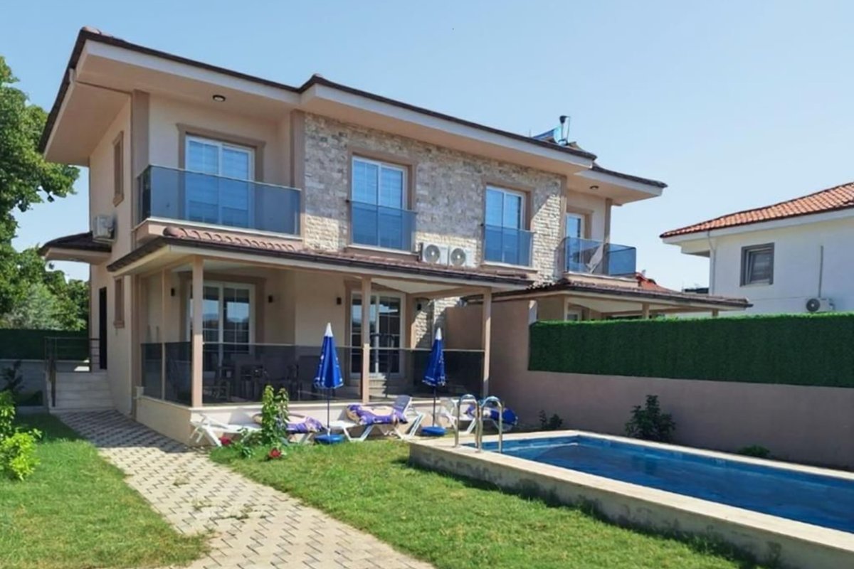 Muğla, Köyceğiz'de 4 Odalı, 1 Banyolu 6 Kişiye Kadar Konaklamalı Kiralık Tatil Evi - No: 565