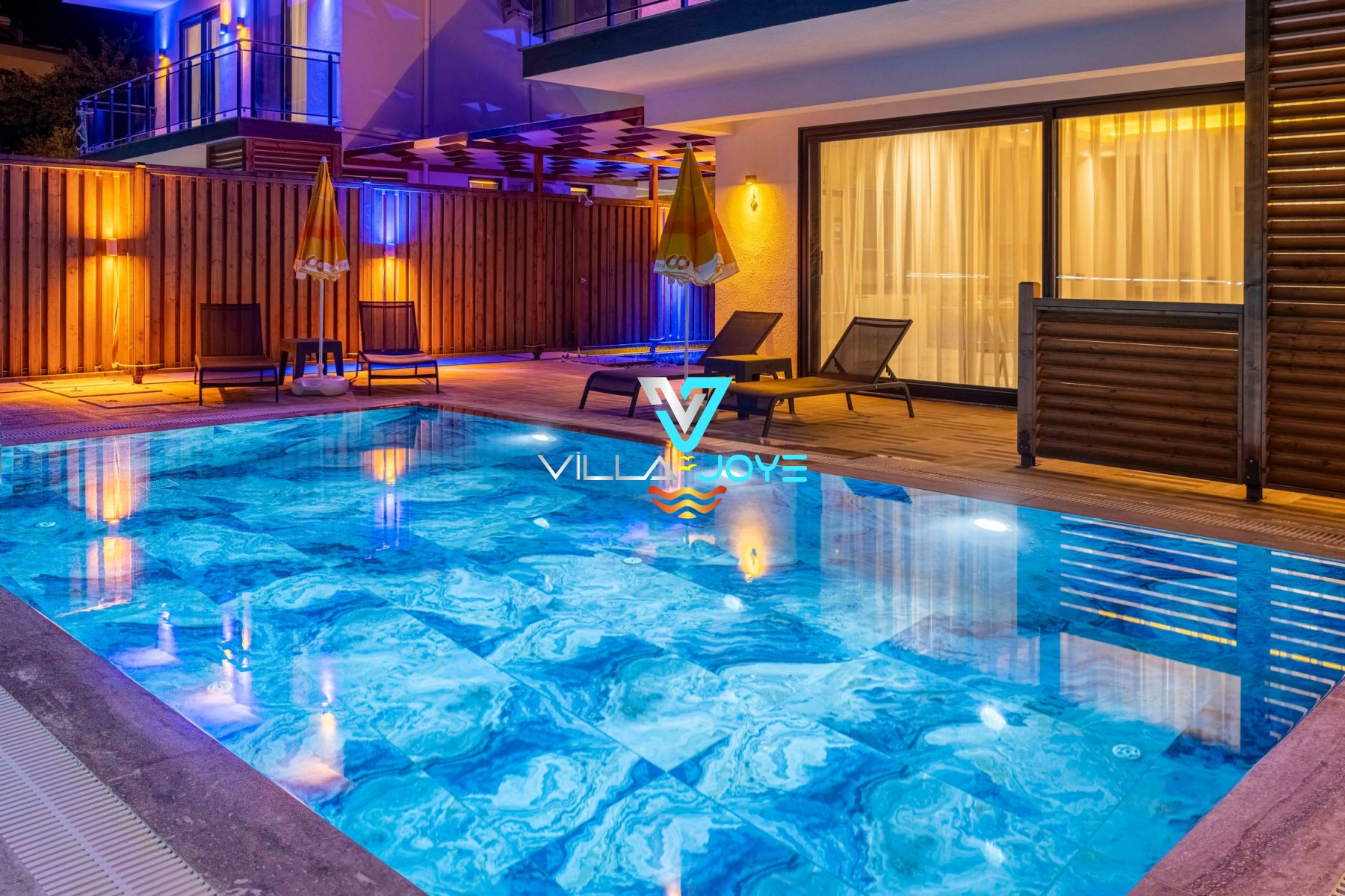 Antalya, Kaş'ta 2 Odalı, 2 Banyolu 4 Kişiye Kadar Konaklamalı Kiralık Tatil Evi - No: 568-2 Antalya, Kaş'ta 2 Odalı, 2 Banyolu 4 Kişiye Kadar Konaklamalı Kiralık Tatil Evi - No: 568-2