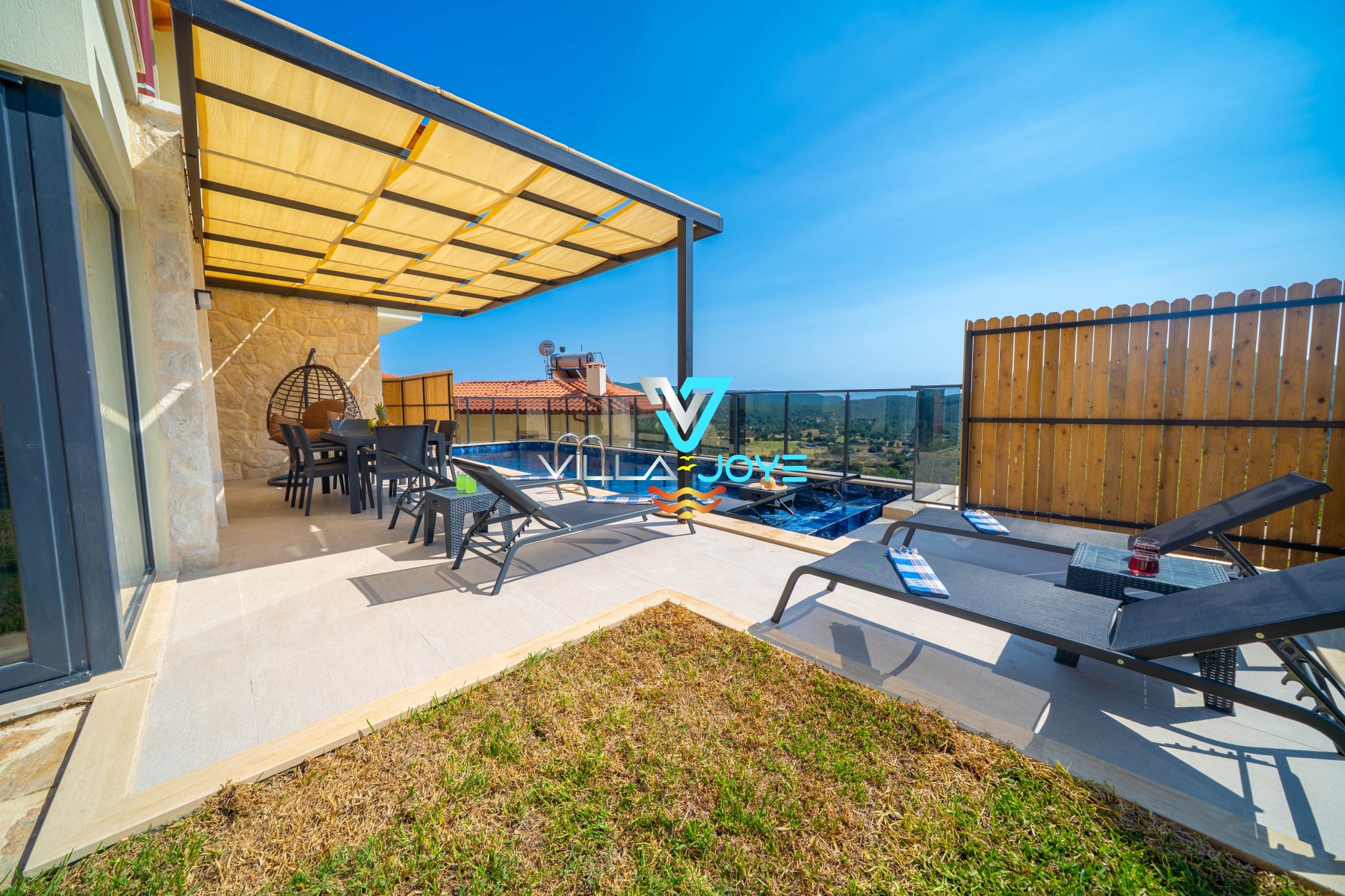 Antalya, Kaş'ta 3 Odalı, 3 Banyolu 6 Kişiye Kadar Konaklamalı Kiralık Tatil Evi - No: 569-1 Antalya, Kaş'ta 3 Odalı, 3 Banyolu 6 Kişiye Kadar Konaklamalı Kiralık Tatil Evi - No: 569-1