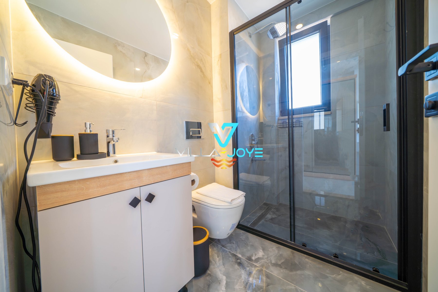 Antalya, Kaş'ta 3 Odalı, 3 Banyolu 6 Kişiye Kadar Konaklamalı Kiralık Tatil Evi - No: 569-1 Antalya, Kaş'ta 3 Odalı, 3 Banyolu 6 Kişiye Kadar Konaklamalı Kiralık Tatil Evi - No: 569-1