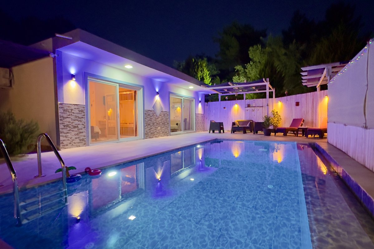 Antalya, Kalkan'da 1 Odalı, 1 Banyolu, 2 Kişiye Kadar Konaklamalı, Kiralık Tatil Evi - No: 571