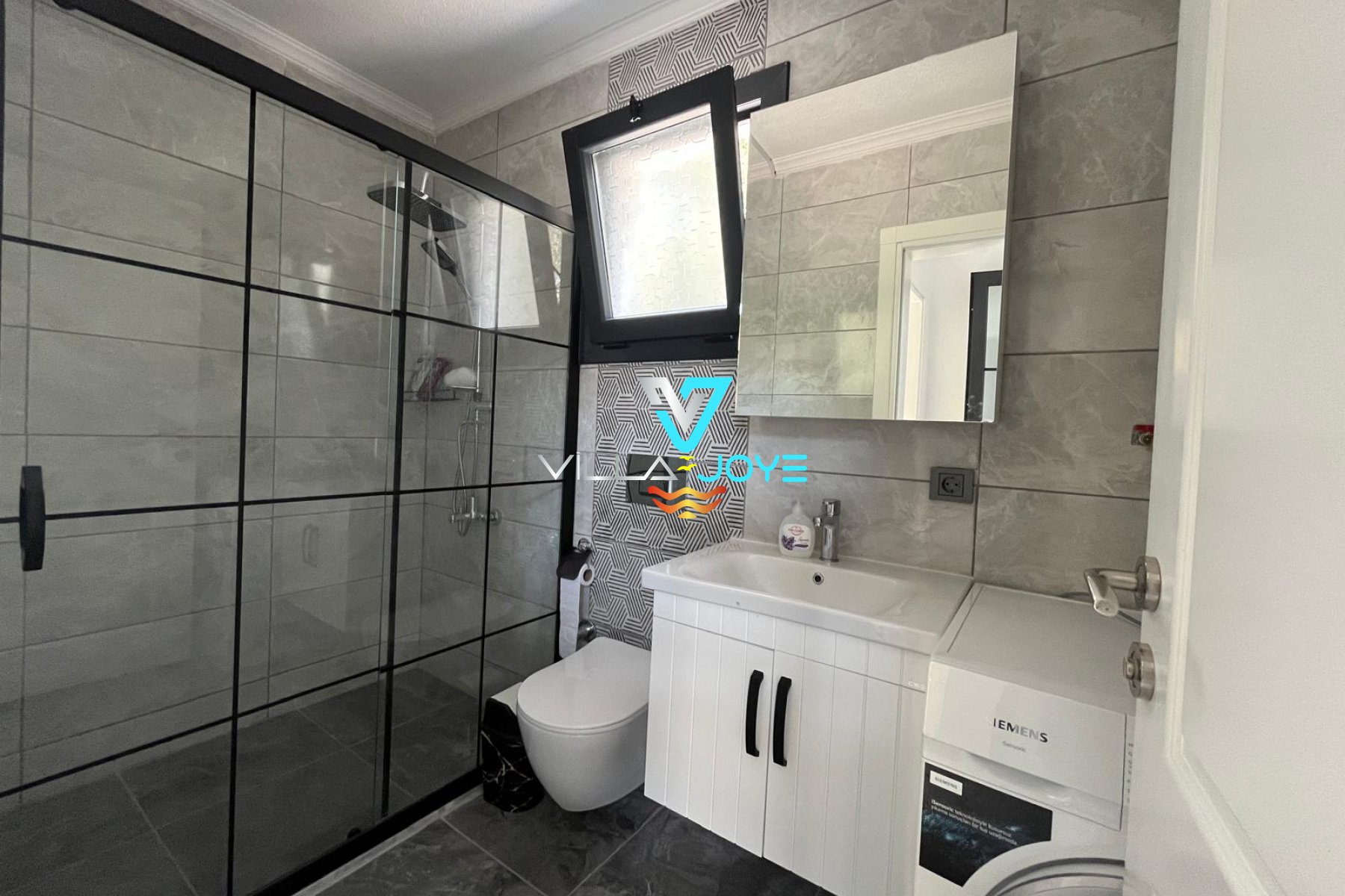 Muğla, Bodrum'da 2 Odalı, 1 Banyolu, 4 Kişiye Kadar Konaklamalı Kiralık Tatil Evi - No: 579 Muğla, Bodrum'da 2 Odalı, 1 Banyolu, 4 Kişiye Kadar Konaklamalı Kiralık Tatil Evi - No: 579