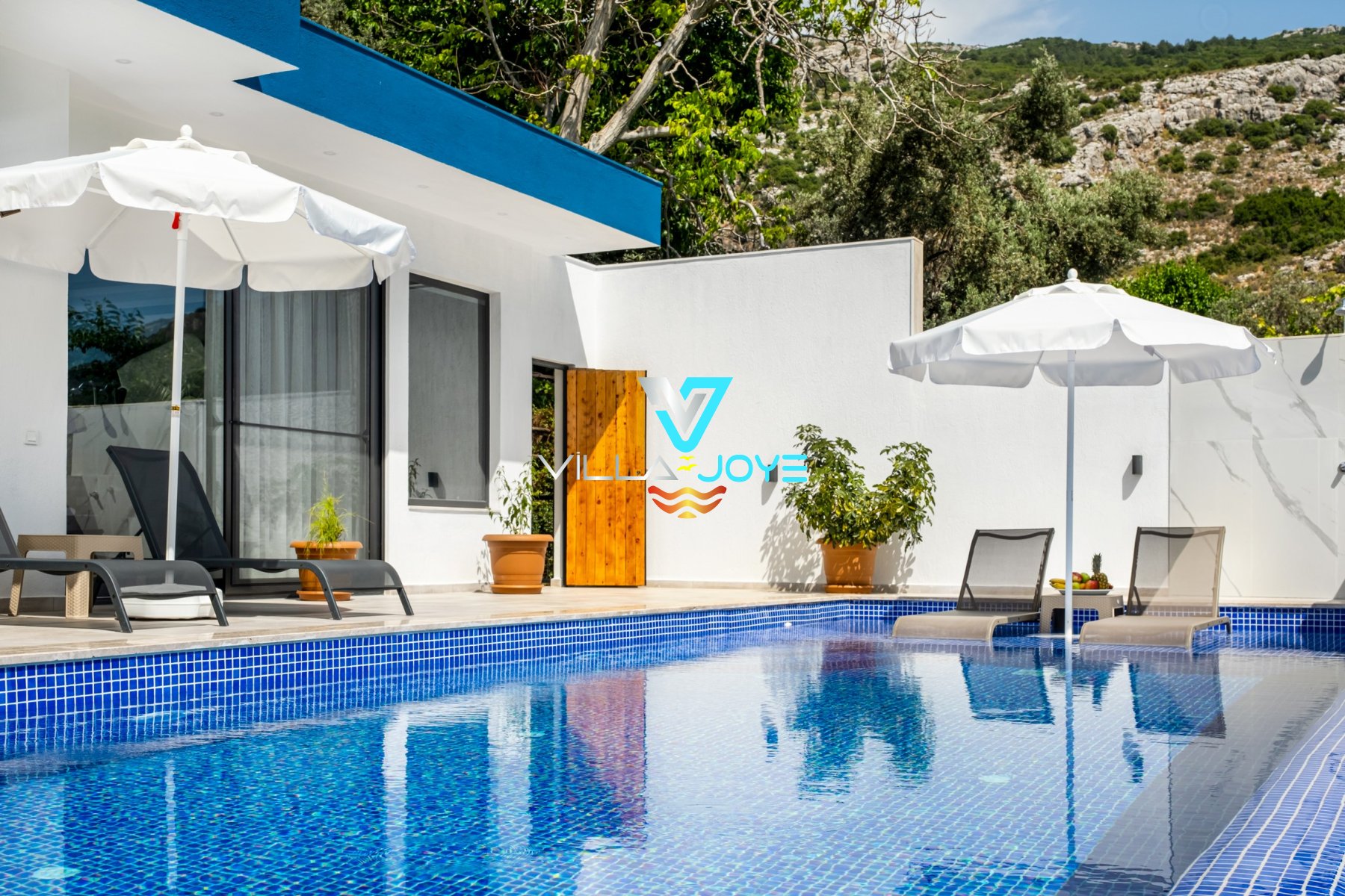 Antalya, Kalkan'da 2 Odalı, 2 Banyolu, 4 Kişiye Kadar Konaklamalı Kiralık Tatil Evi - No: 584 Antalya, Kalkan'da 2 Odalı, 2 Banyolu, 4 Kişiye Kadar Konaklamalı Kiralık Tatil Evi - No: 584