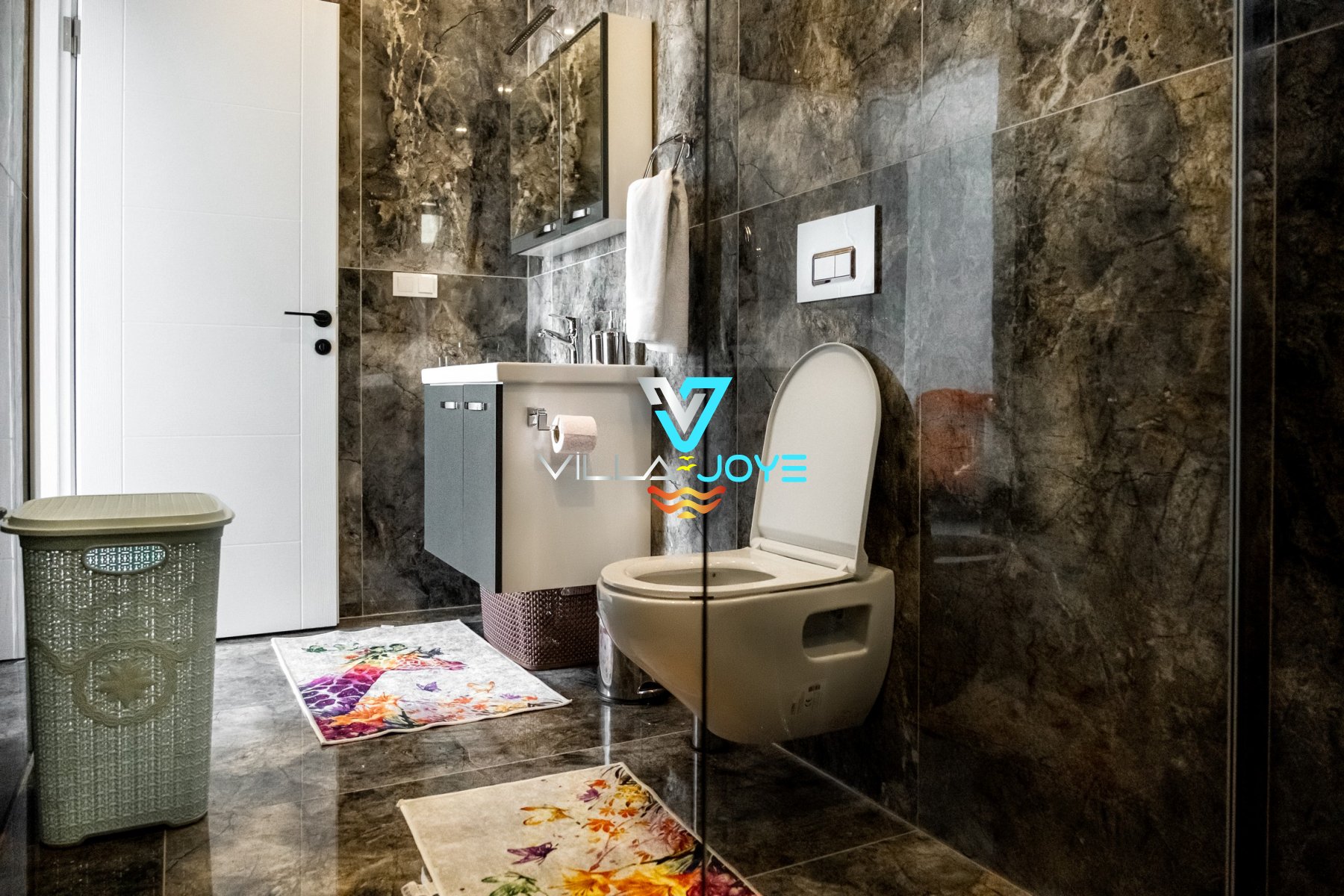 Antalya, Kalkan'da 2 Odalı, 2 Banyolu, 4 Kişiye Kadar Konaklamalı Kiralık Tatil Evi - No: 584 Antalya, Kalkan'da 2 Odalı, 2 Banyolu, 4 Kişiye Kadar Konaklamalı Kiralık Tatil Evi - No: 584