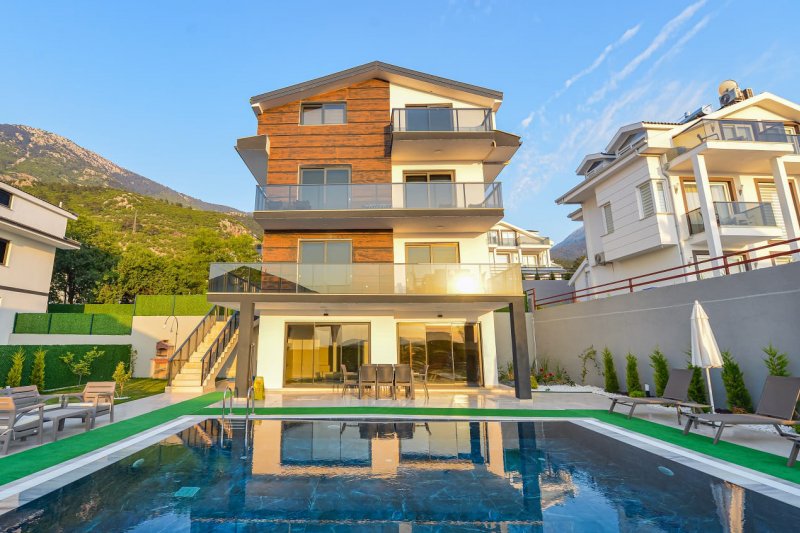 Muğla, Fethiye'de 4 Odalı, 4 Banyolu, 8 Kişiye Kadar Konaklamalı, Kiralık Villa - No: 71-4