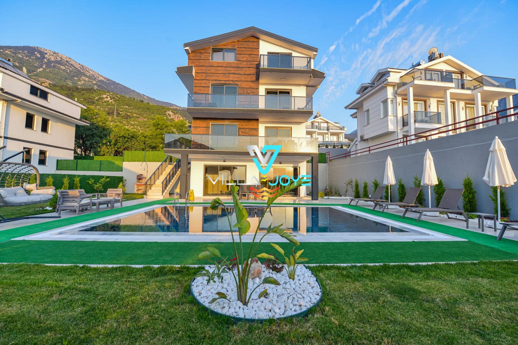 Muğla, Fethiye'de 4 Odalı, 4 Banyolu, 8 Kişiye Kadar Konaklamalı, Kiralık Villa - No: 71-5